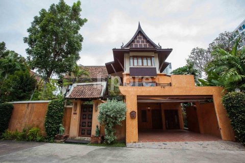 Maison à Bang Lamung, Thaïlande 4 chambres № 38855 - photo 14