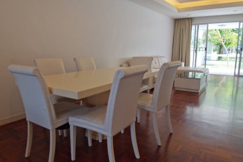 Condo à Sattahip, Thaïlande, 2 chambres  № 37196 - photo 10