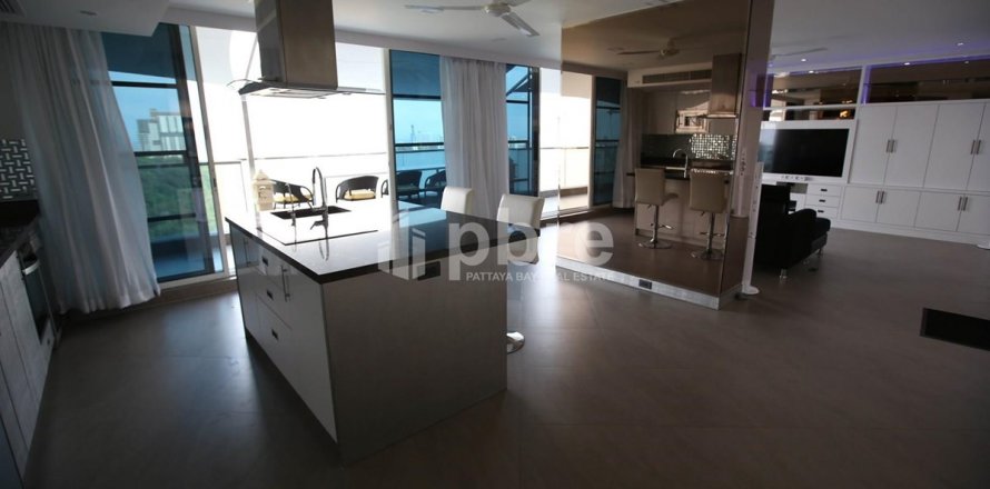 Condo à Pattaya, Thaïlande, 2 chambres à The Cliff  № 39521