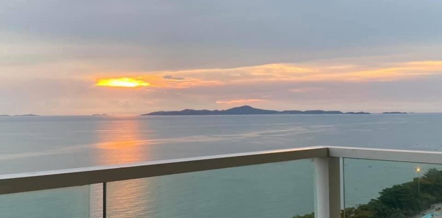 Condo à Pattaya, Thaïlande, 2 chambres à Cetus Beachfront  № 39376