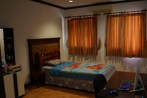 Maison à Bang Lamung, Thaïlande 5 chambres № 38307 - photo 12
