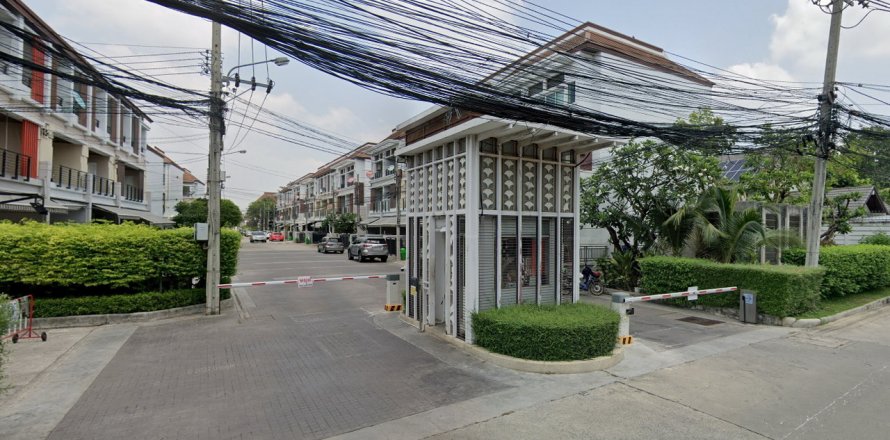 Hors-plan Baan Klang Muang Urbanion Rama 9 - Ladprao à Bangkok, Thaïlande № 36639