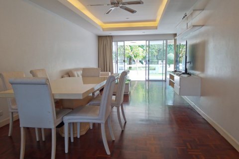 Condo à Sattahip, Thaïlande, 2 chambres  № 37196 - photo 3