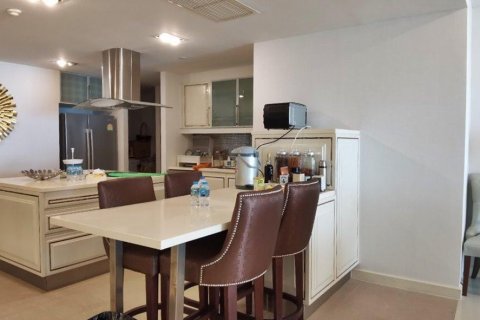 Condo à Sattahip, Thaïlande, 3 chambres  № 37516 - photo 7