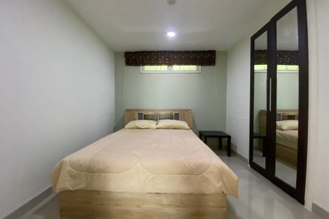 Condo à Bang Lamung, Thaïlande, 2 chambres  № 37718 - photo 10