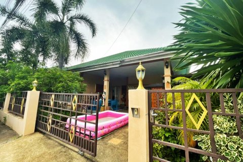 Maison à Bang Lamung, Thaïlande 3 chambres № 37243 - photo 1