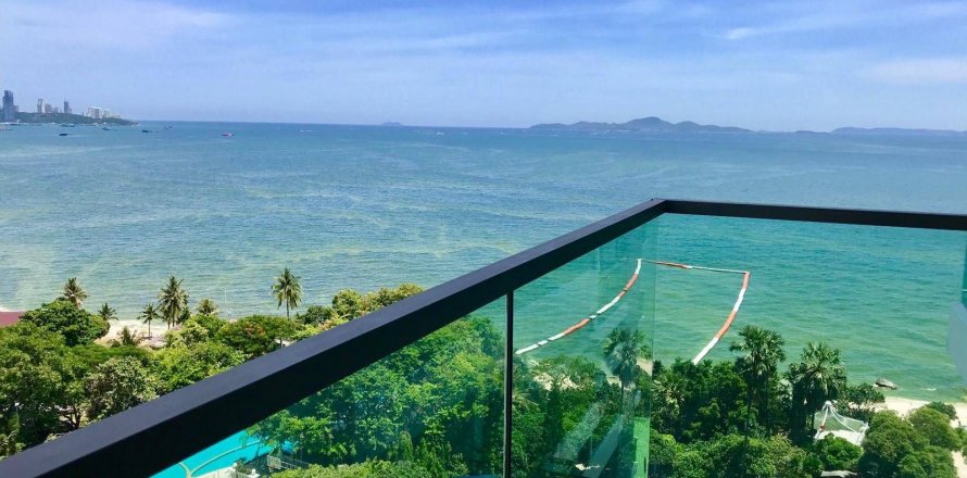 Condo à Pattaya, Thaïlande, 1 chambre à Wong Amat Tower  № 39608