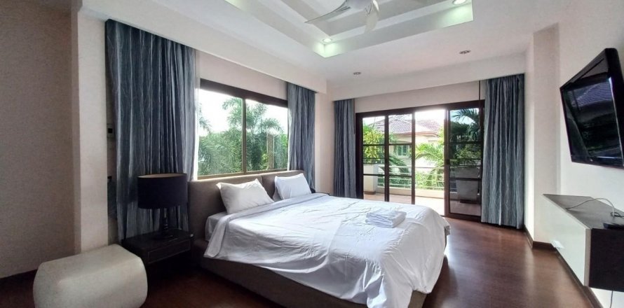 Maison à Bang Lamung, Thaïlande 3 chambres № 38043