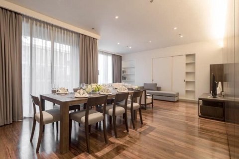 Condo à Bangkok, Thaïlande, 2 chambres  № 43984 - photo 1