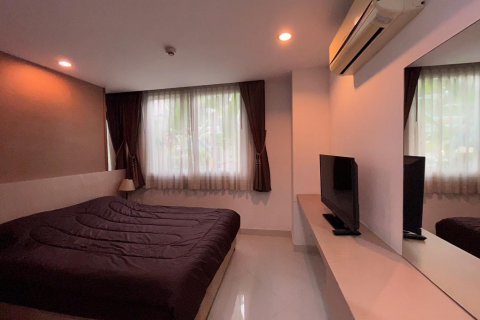 Condo à Bang Lamung, Thaïlande, 2 chambres  № 44472 - photo 8