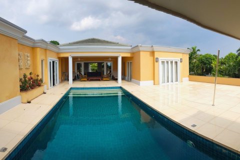 Villa à Pattaya, Thaïlande 4 chambres № 44241 - photo 9