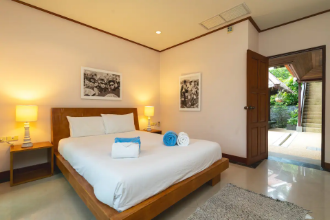 Villa sur Nai Harn Beach, Thaïlande 4 chambres № 43769 - photo 29