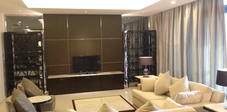 Condo à Bangkok, Thaïlande, 3 chambres  № 44077