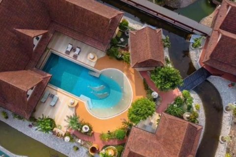 Villa à Pattaya, Thaïlande 5 chambres № 44231 - photo 1