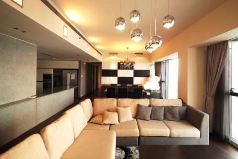 Condo à Bangkok, Thaïlande, 3 chambres  № 43928 - photo 2