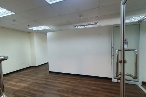 Office à Bangkok, Thaïlande 1785.19 m2 № 44028 - photo 1