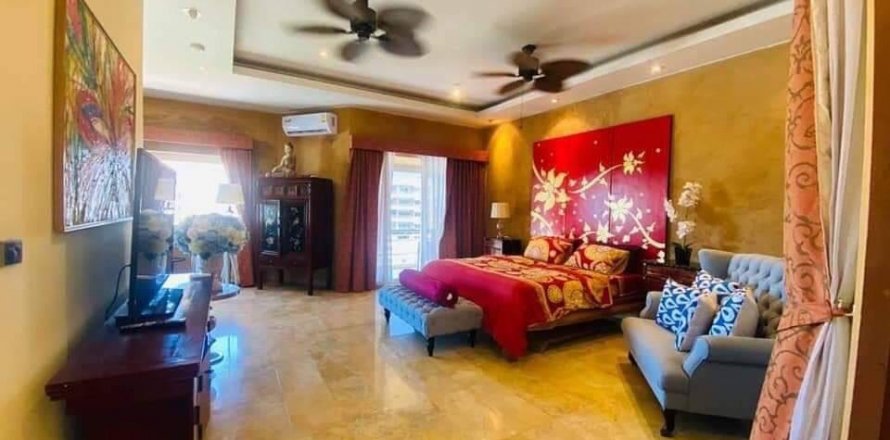 Condo à Pattaya, Thaïlande, 1 chambre à Chateau Dale Thabali  № 45682