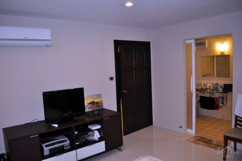 Condo sur Jomtien Beach, Pattaya, Thaïlande, 1 chambre  № 45279 - photo 12