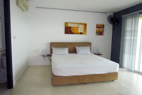 Condo sur Jomtien Beach, Pattaya, Thaïlande, 2 chambres  № 45308 - photo 8