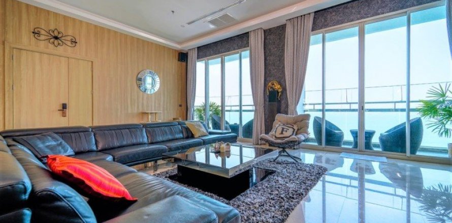 Condo à Pattaya, Thaïlande, 3 chambres à The Palm Wongamat Beach  № 43000