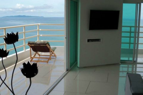 Condo sur Jomtien Beach, Pattaya, Thaïlande, 1 chambre  № 45317 - photo 2