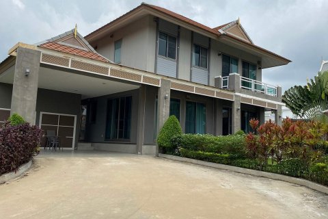 Дом в Паттайе, Таиланд с 4 спальнями  № 22548 - фото 3