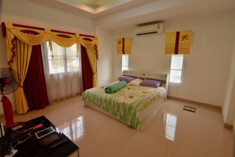 Дом в Паттайе, Таиланд с 3 спальнями  № 22100 - фото 3