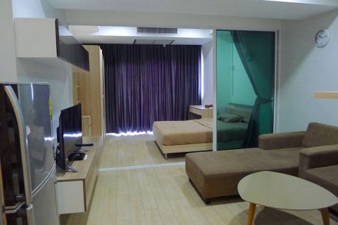 Кондоминиум с 1 спальней в Бангкоке, Таиланд № 30528 - фото 3