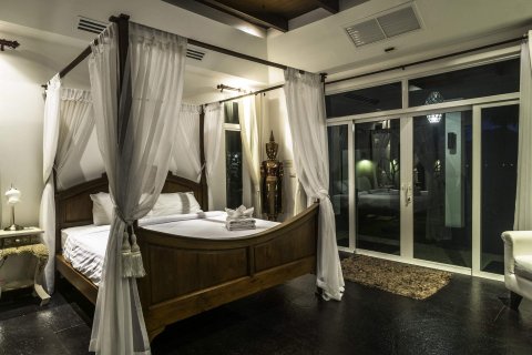 Вилла в Патонге, Таиланд с 7 спальнями  № 25008 - фото 29