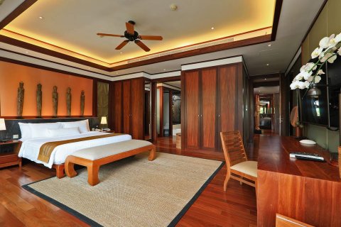 Квартира в Камале, Таиланд с 4 комнатами  № 35655 - фото 22