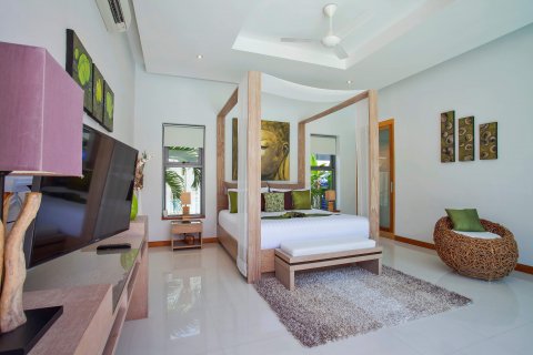 Вилла на Пляже Най Харн, Таиланд с 4 спальнями  № 35906 - фото 20