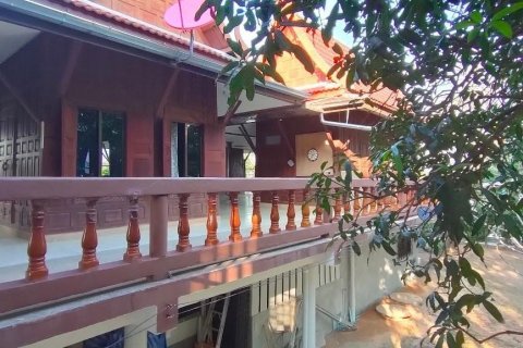 Дом в Саттахипе, Таиланд с 8 спальнями  № 38096 - фото 4