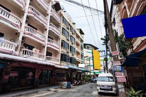 Таунхаус в Банг Ламунге, Таиланд с 24 спальнями  № 37571 - фото 5