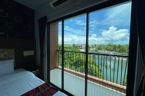 Квартира в Саттахипе, Таиланд с 96 спальнями  № 37265 - фото 15