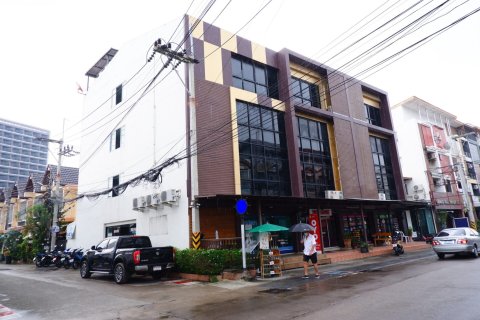 Готовый бизнес в Банг Ламунге, Таиланд 950м2  № 38090 - фото 3