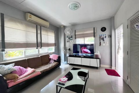 Дом в Банг Ламунге, Таиланд с 3 спальнями  № 37367 - фото 4