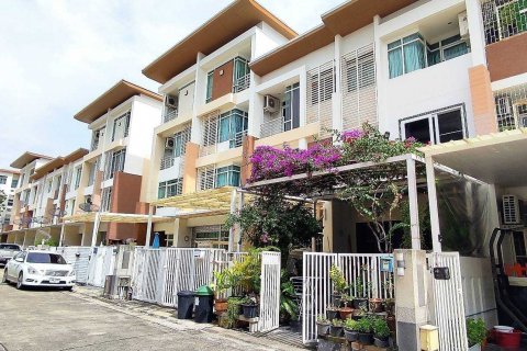 Дом в Банг Ламунге, Таиланд с 3 спальнями  № 38352 - фото 2