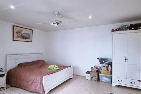 Кондоминиум с 3 спальнями в Банг Ламунге, Таиланд № 42010 - фото 8
