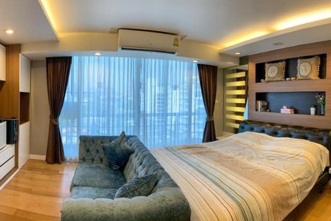 Кондоминиум с 3 спальнями в Бангкоке, Таиланд № 43944 - фото 4