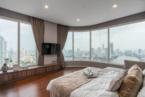 Кондоминиум с 3 спальнями в Бангкоке, Таиланд № 44200 - фото 1