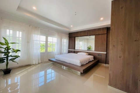 Дом в Банг Ламунге, Таиланд с 6 спальнями  № 44715 - фото 12