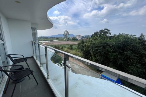 Кондоминиум с 2 спальнями в Саттахипе, Таиланд № 44612 - фото 13