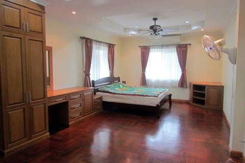 Дом в Паттайе, Таиланд с 4 спальнями  № 45516 - фото 15