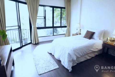 Дом в Бангкоке, Таиланд с 4 спальнями  № 47142 - фото 13