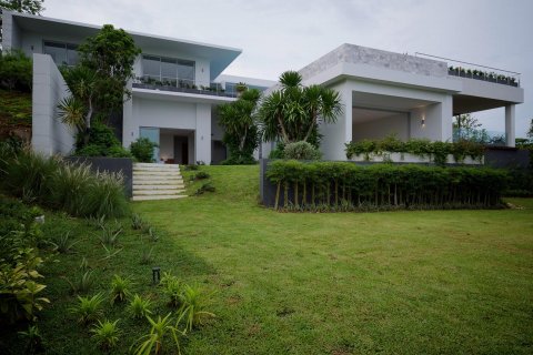 Villa in Phuket, Thailand 5 bedrooms № 3078 - photo 2