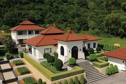 Villa in Hua Hin, Thailand 4 bedrooms № 5882 - photo 1
