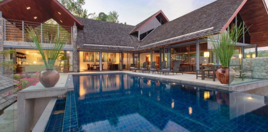 House in Kamala, Thailand 4 bedrooms № 3766