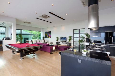 House in Kathu, Thailand 6 bedrooms № 3776 - photo 7
