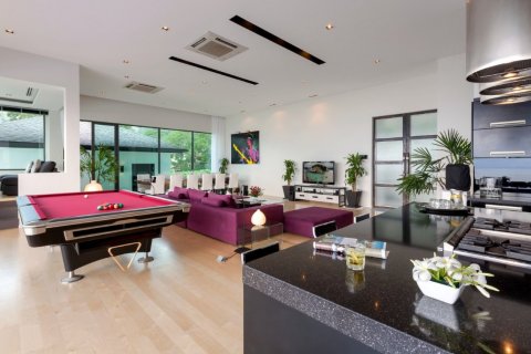 House in Kathu, Thailand 6 bedrooms № 3776 - photo 8