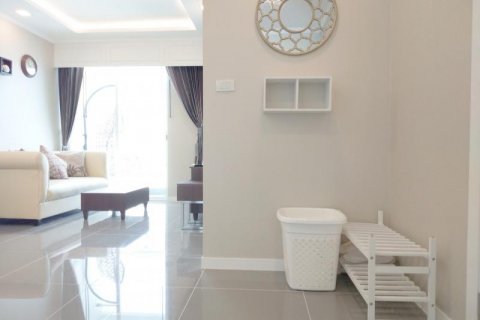 Condo in Pattaya, Thailand, 1 bedroom  № 8490 - photo 7